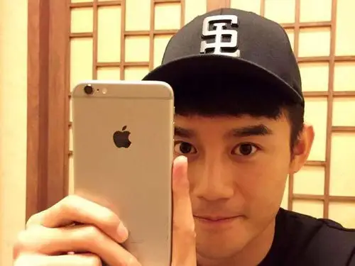 拯救不爱自拍绝症患者 王凯代言360手机