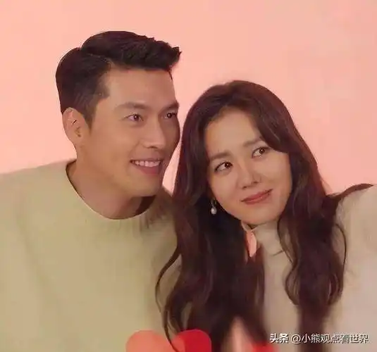 原创孙艺珍玄彬一家三口春游1岁多儿子首露面白白胖胖超可爱