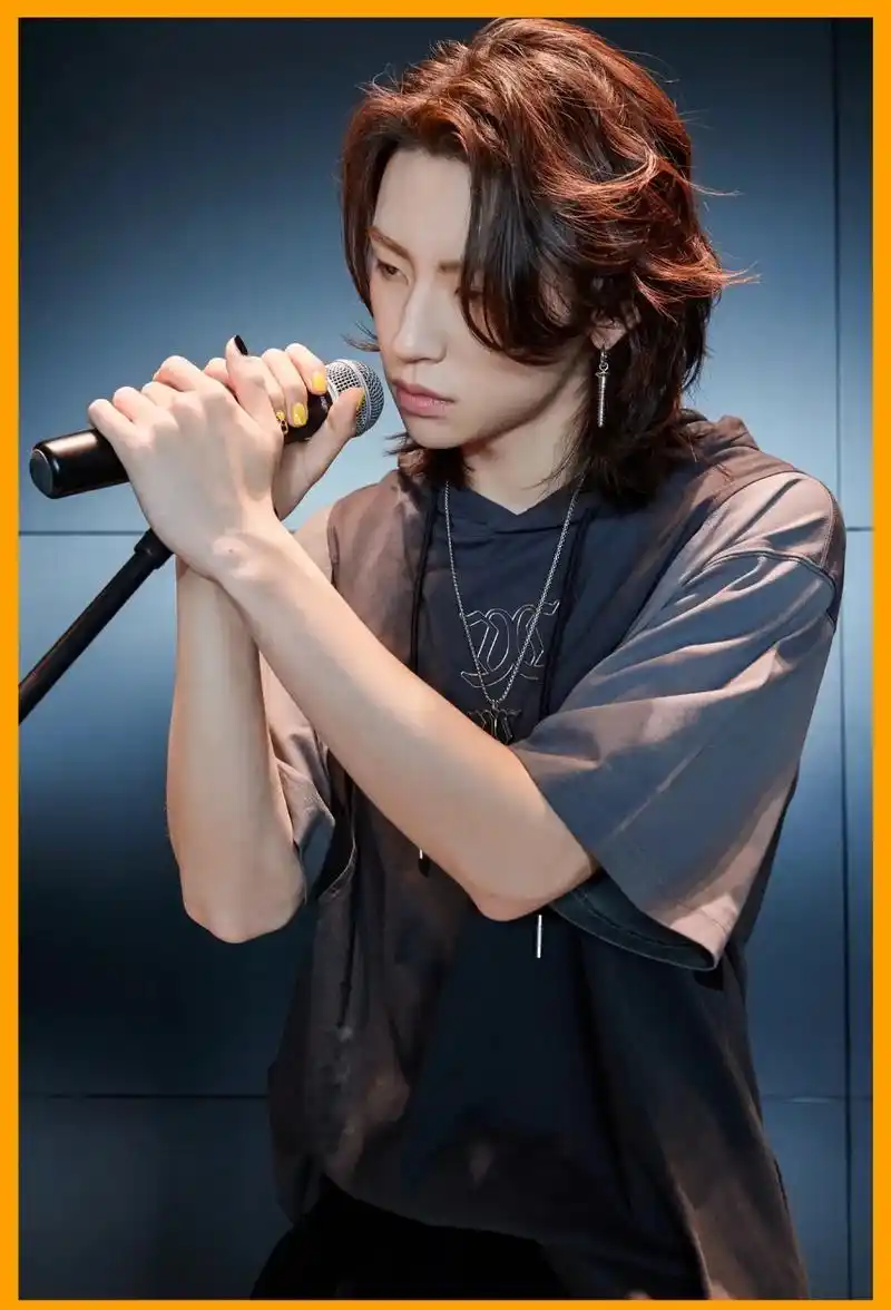 宝宝这几张真是帅爆了#小鬼王琳凯 #小鬼泰裤辣 #一眼沦陷 - 抖音