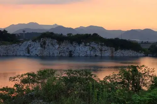 宜兴丁山的青龙山