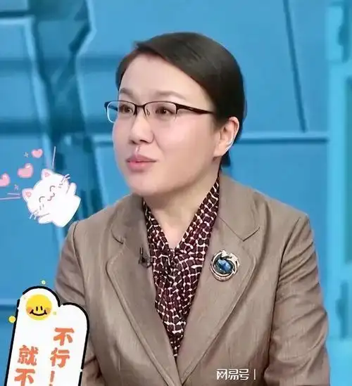 段落3:对瓦格纳车队的独特视角引起广泛关注 李莉的观点引起了广泛的