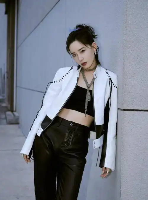 金晨|新浪|腹肌|模特|李斯丹妮_网易订阅