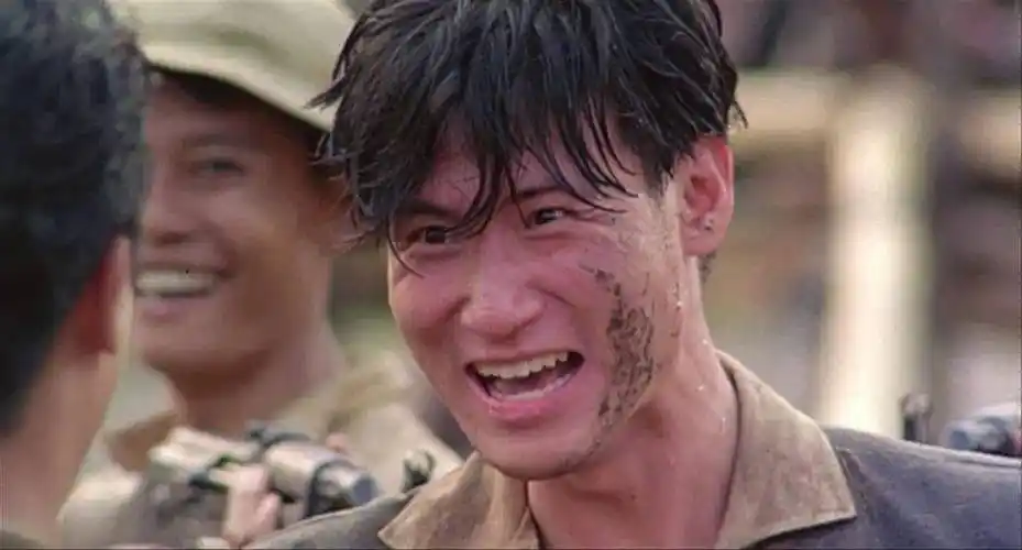 曾被冷落的经典港片,张学友演技封神之作!_喋血街头_电影_爆发