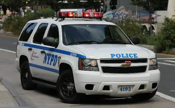 原来美国警车通常是这几种,怪不得抓犯人一抓一个准!