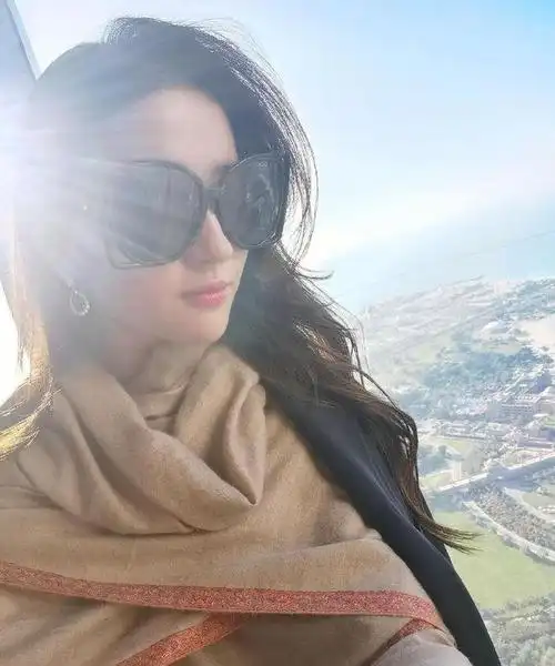 刘亦菲的最新分享 虽然没看到盛世美颜|生活照_网易订阅