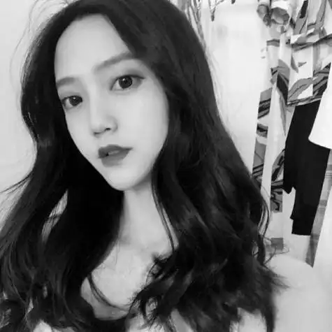 超拽霸气高冷女生头像黑白,爱—这种离谱感觉