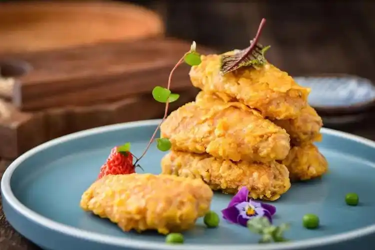 麦香蛋黄鸡翅图片