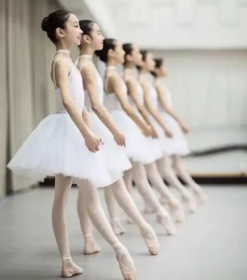 免费领取暑期舞蹈体验课邀你来体验