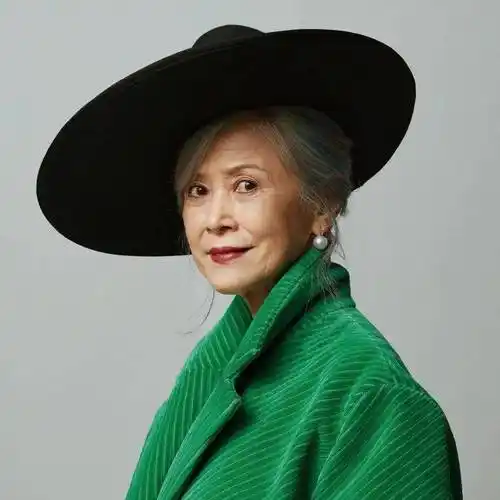 丁乃竺不只是赖声川的太太