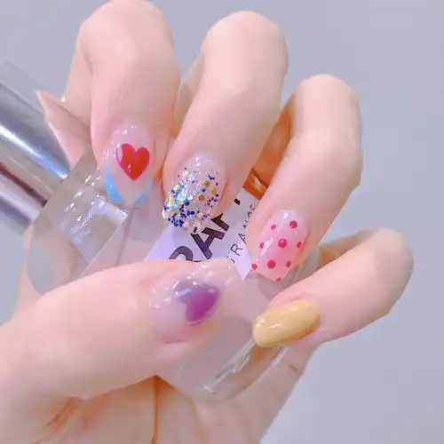 07夏天跳色美甲