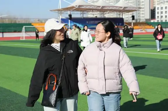 家校携手 共育未来 | 石家庄卓越中学高二年级开展家长进校园活动