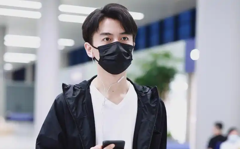 【演员陈晓】【机场视频】20230514 陈晓机场路透视频合集(来源见标注