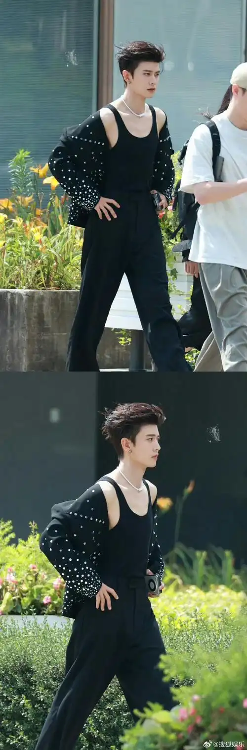 任嘉伦大背头硬控我一上午!太帅了这个眉眼