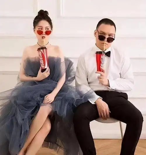 在组内争夺赛上,李嘉格不幸地对上了当季冠军张碧晨.