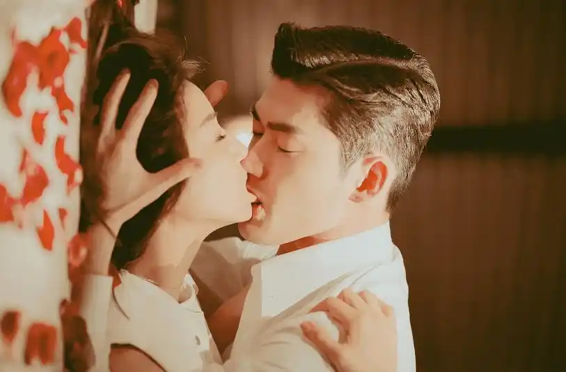 张翰为张钧甯送上久违自拍, cp粉们表示: 这颗糖简直太甜了