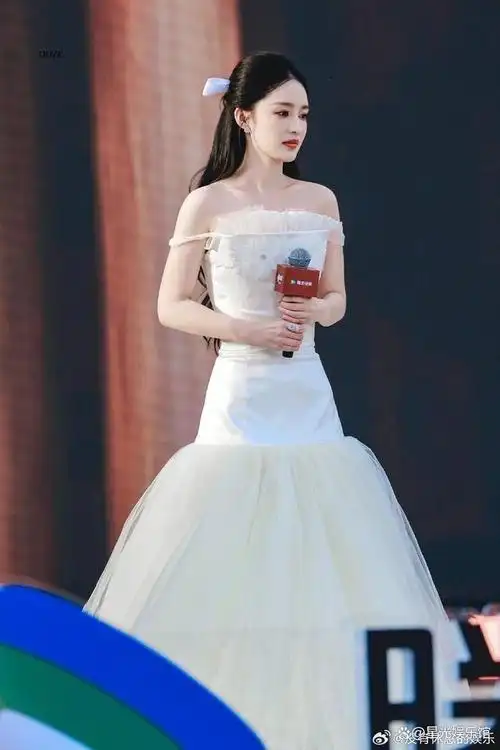 屏幕前的仙气冲击波,李沁的光芒你准备好迎接了吗?