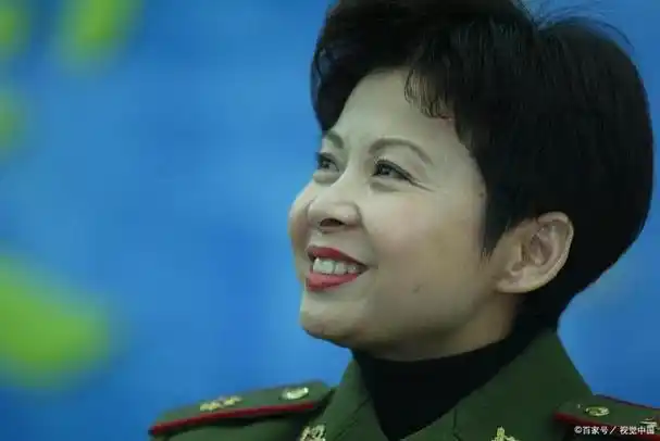 董文华:歌唱祖国的文职将军