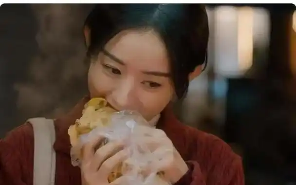 杨幂被知名编剧点评:只字未提流量,却句句说到观众心坎里