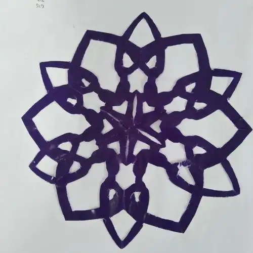 美术《对称的美》课堂作业(四2班)