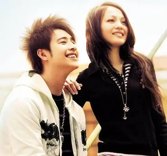 婚后4年,潘玮柏胖到200斤:差点认不出