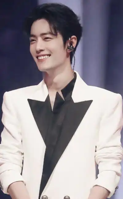 肖战 朋友圈背景