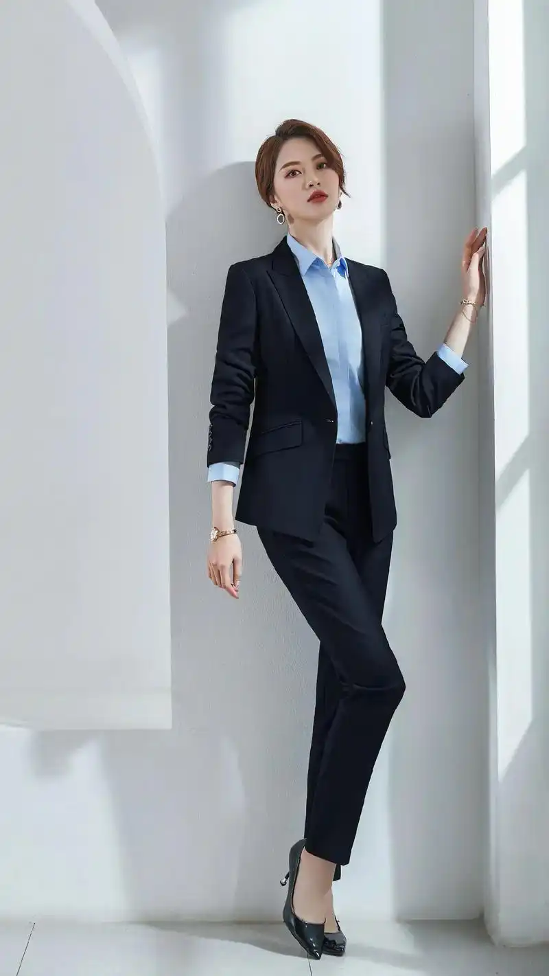 图文伙伴计划 #职业装 #西装杀 #魅力女人 #原图制作 - 抖音