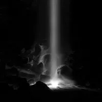 黑白极简主义头像_微信头像图片大全