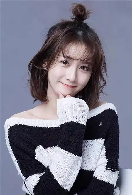 中学生女生发型 清纯文艺校花