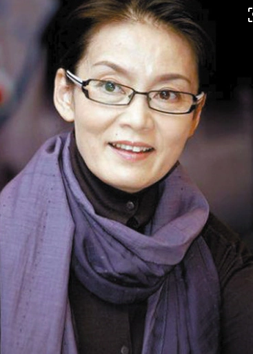 最终,俩人选择离婚.后来,米家山再婚,娶了杨华.