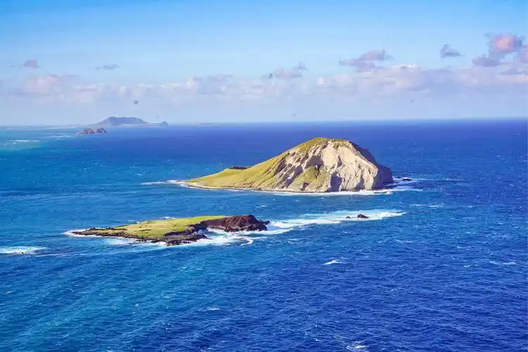 离岸小岛,色优美但却凶险