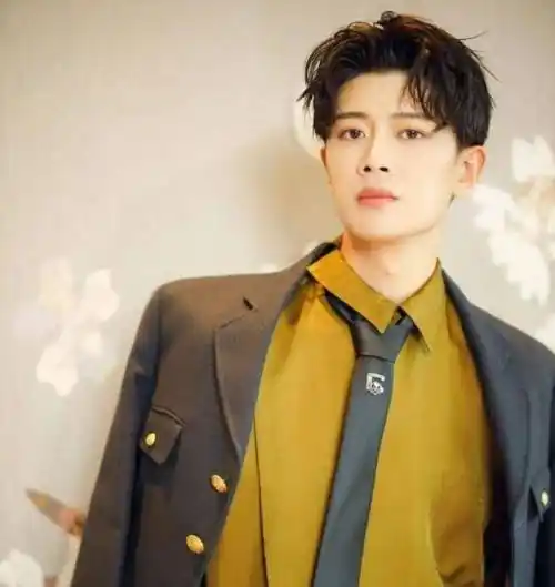 鹿晗新专辑发售增速慢,任嘉伦五分钟破千万,老流量不行了?