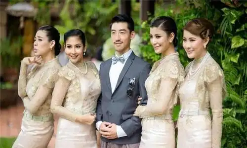 云南仅存"一夫多妻村",美得像世外桃源,当地年轻男性却想逃离