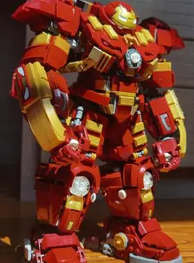 钢铁侠积木反浩克机甲系列机器人6-12男孩子兼容乐高拼装玩具礼物