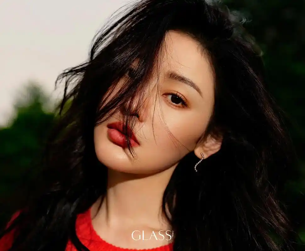 张天爱最新杂志大片.#张天爱 #一眼沦陷 #这谁顶得住啊 # - 抖音