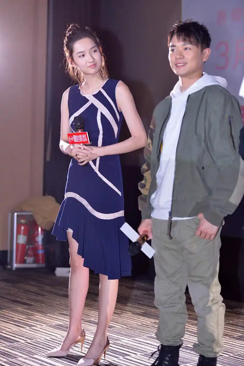 蓝盈莹成功晋升娱乐圈,曹骏未能跟上步伐  蓝盈莹和曹骏分手后越来越