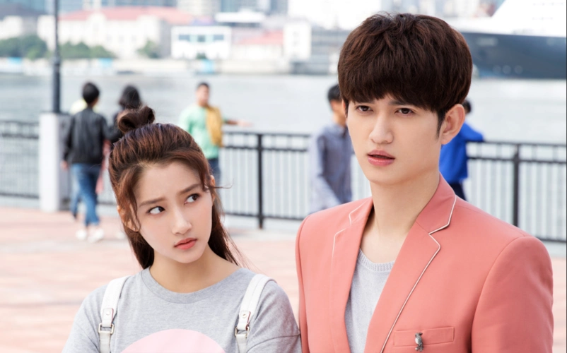 关晓彤马可大组绝配情侣,《极光之恋》让爱情沿着梦想拾级而上