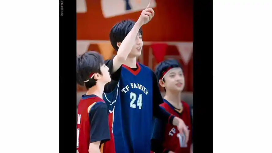 刘耀文#小狼崽打球也是很帅的[ok]