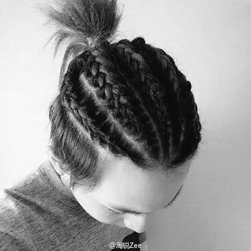 朋克摇滚锐  感觉应该很带感 但是我要的不是新疆姑娘的满头麻花辫啊