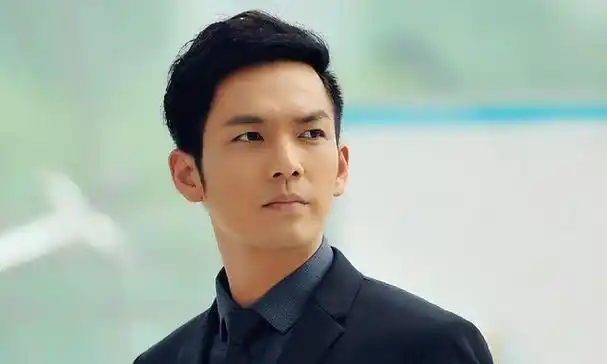 香港90年代十大美男,张卫健第五,古天乐仅排第二,第一颜值爆棚