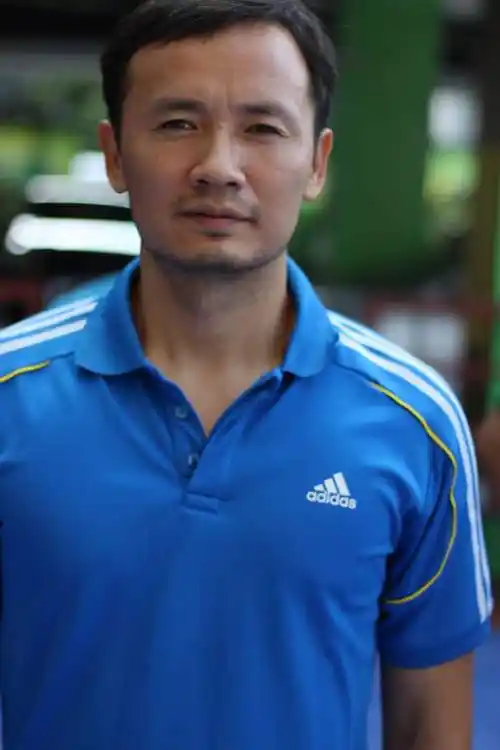 曾剑体育组教研组长个人简介profile大学本科,篮球国家一级裁判员