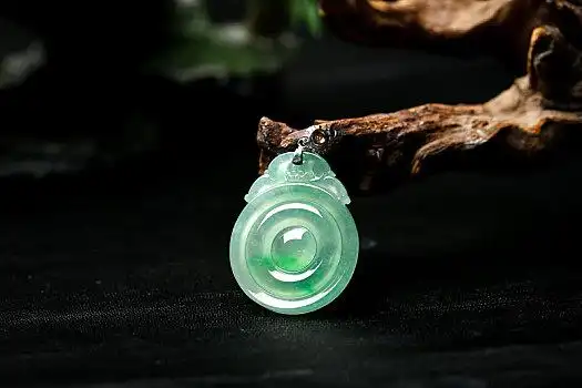 翡翠挂件图片_翡翠挂件图片大全_翡翠挂件图片下载