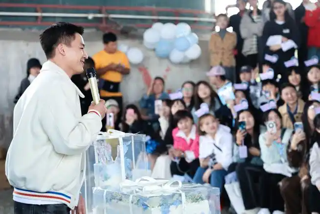 欧豪1013生日快乐