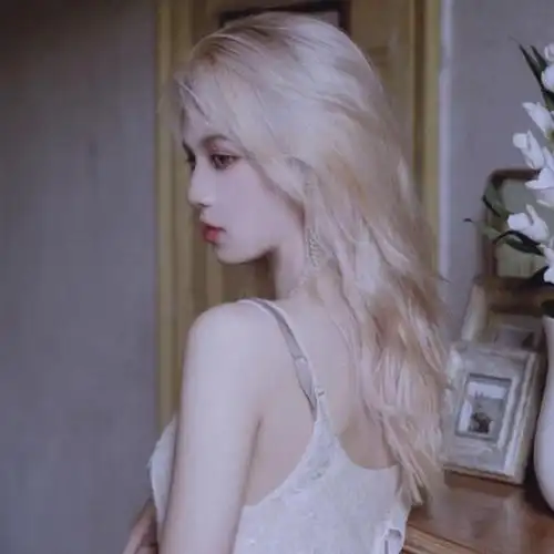 2021流行霸气冷酷超拽女生头像