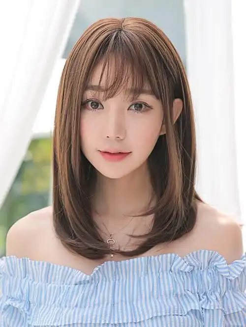 都说有美人尖的人不太好打理发型,其实不是,像我自己就尝试过很多发型