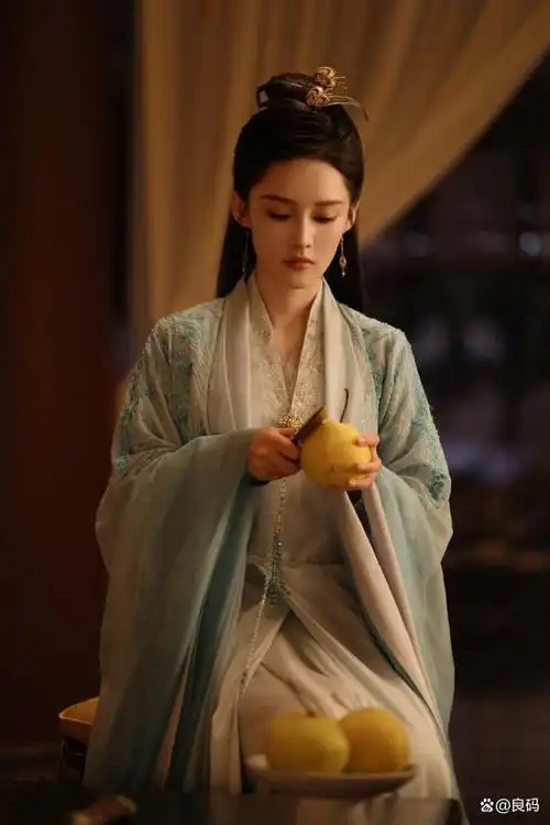 李沁:放弃做国家闺门旦传人,转身进入娱乐圈,逆袭成一线明星