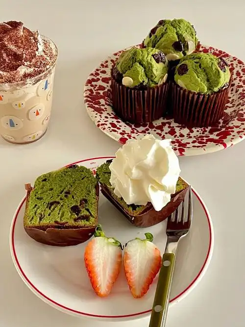 免打发新手友好小点心抹茶蔓越莓马芬蛋糕