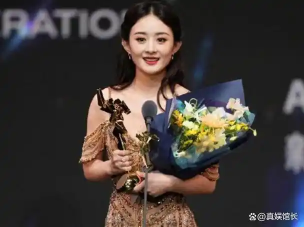 先是将白玉兰最佳女演员奖收入囊中,后是拿下了金鹰奖观众最喜爱女