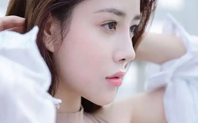 小知识:如何保养皮肤才会美白光滑(让皮肤变好变白细嫩光滑技巧)-图1