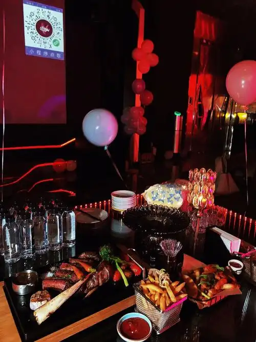 西安探店颜值天花板氛围感超强ktv