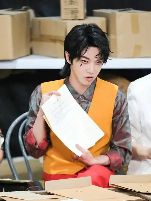 华晨宇萌探咩呀被封面坏到